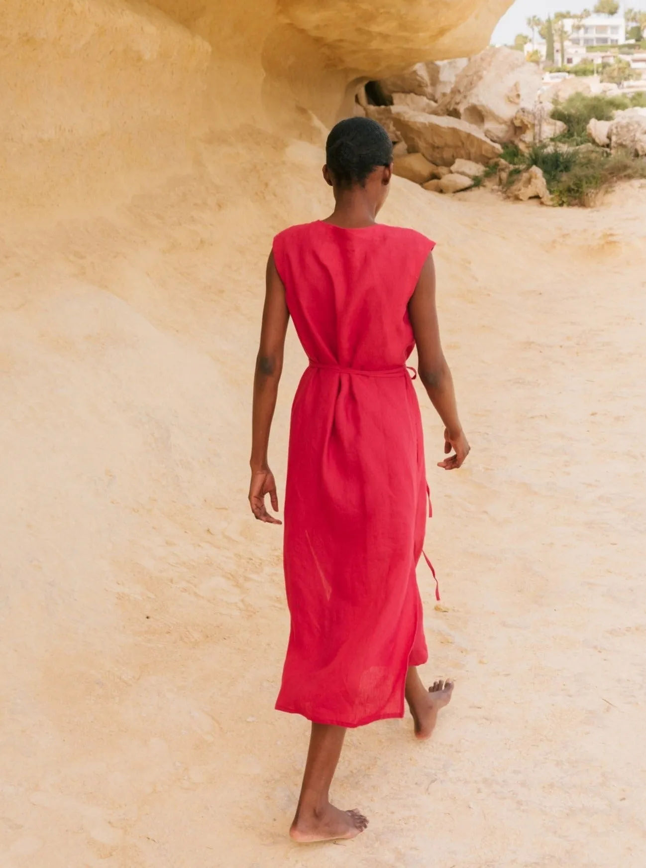 Aurora Mid-Length Linen Dress - Viva Magenta