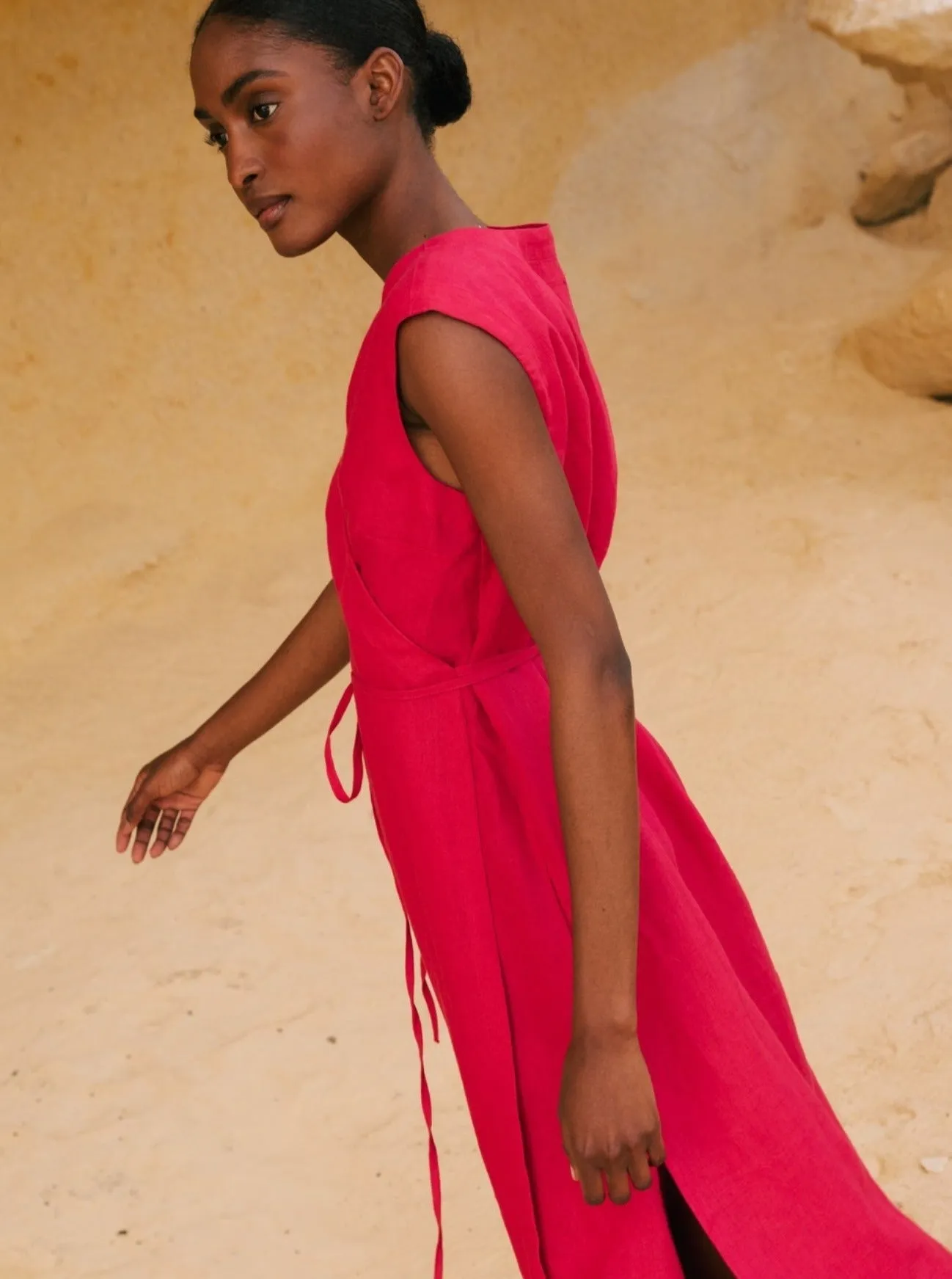 Aurora Mid-Length Linen Dress - Viva Magenta