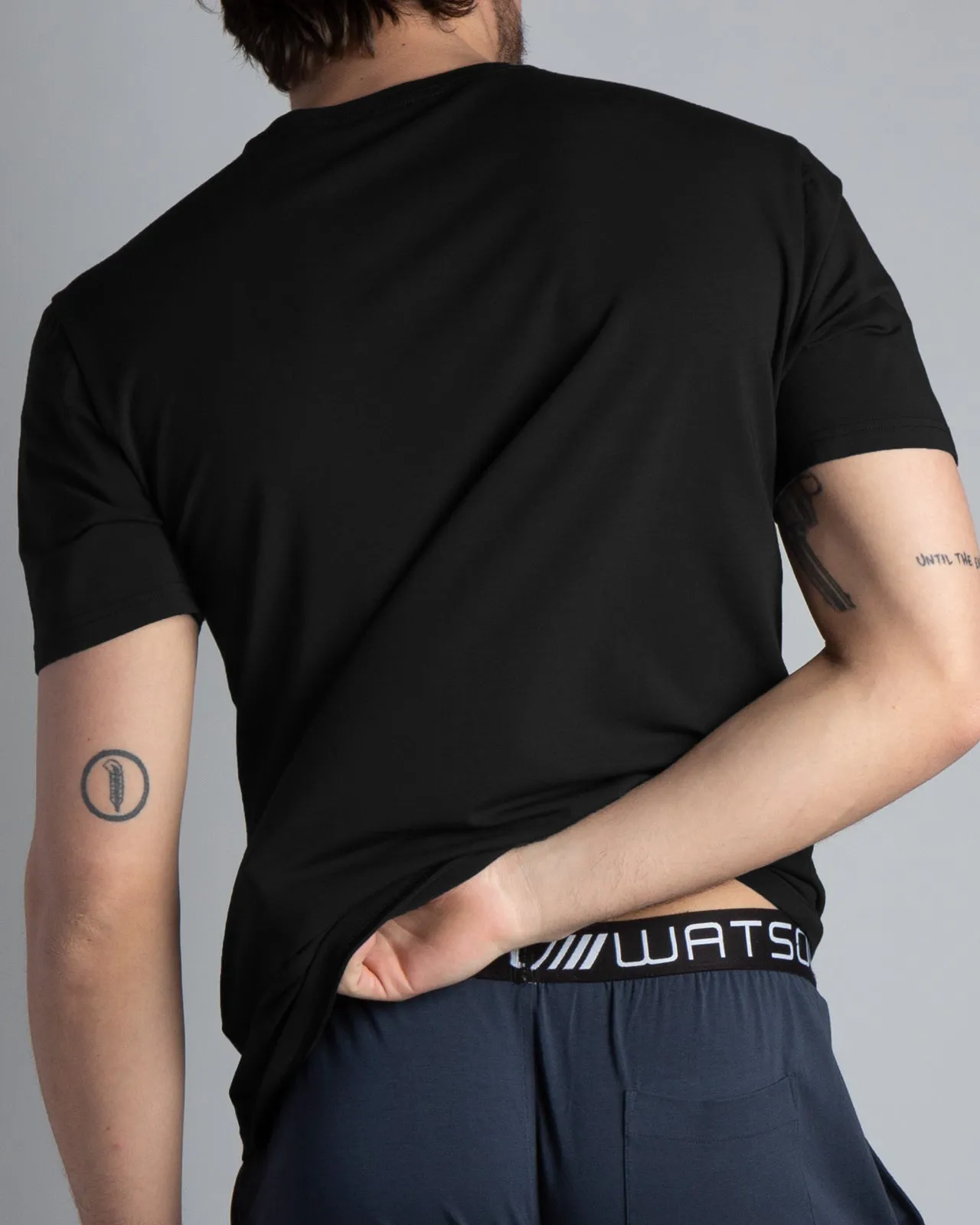 Essentials Crew T-shirt with pocket