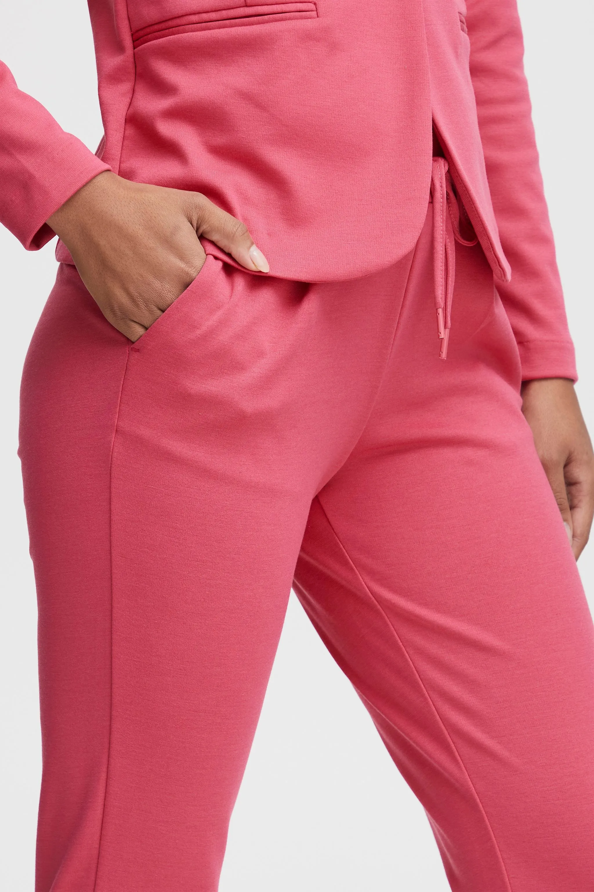 Kate Slim Fit Jogging Trousers Carmine Pink