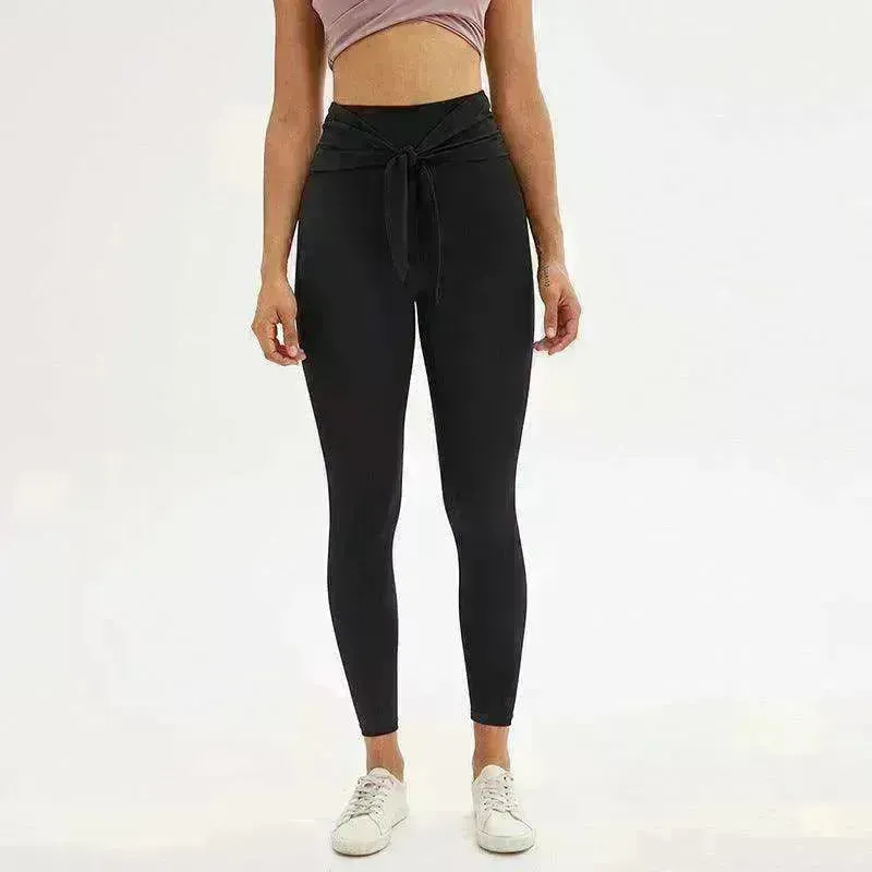Nine-point legging yoga pants with straps