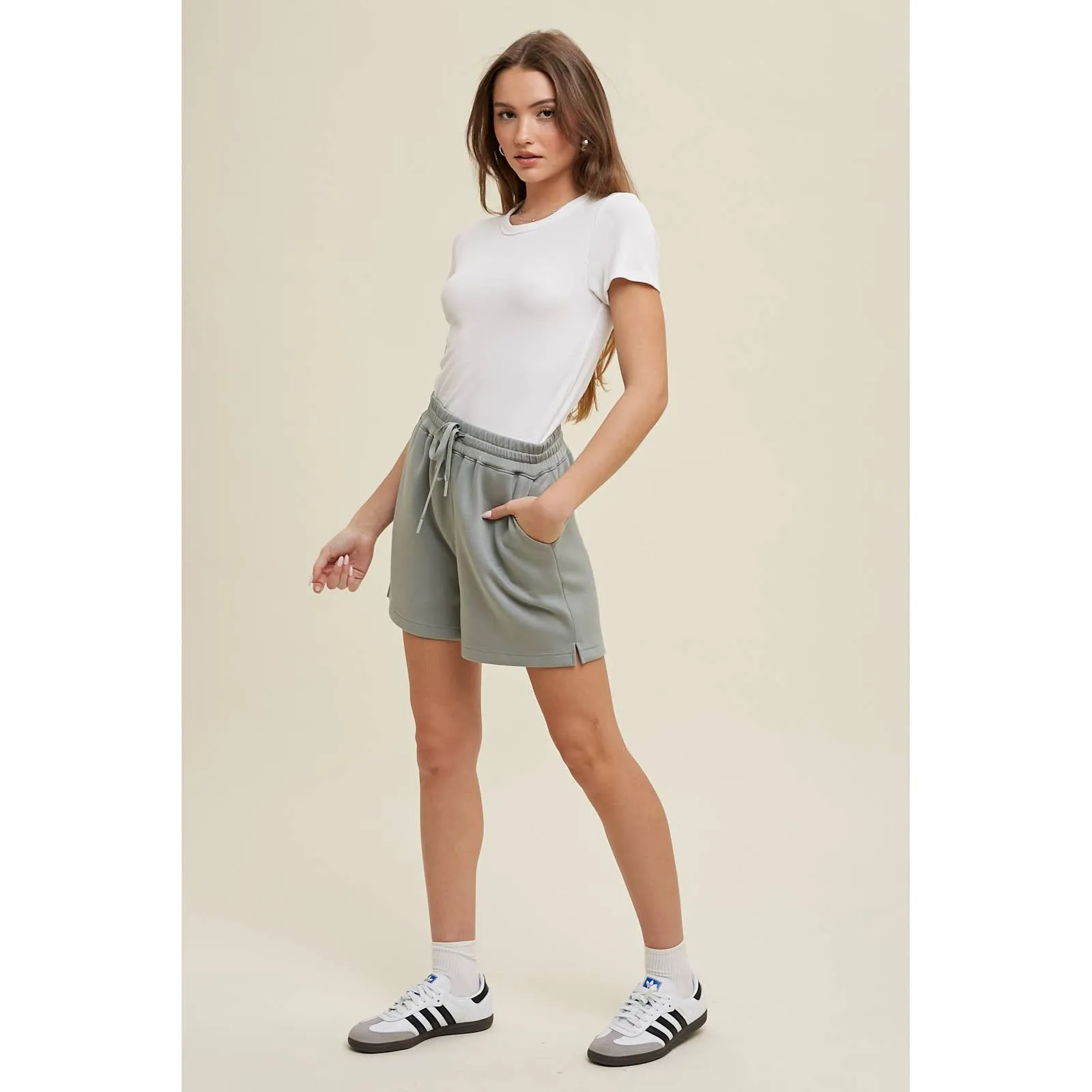 RIB KNIT SHORT SLEEVE TOP
