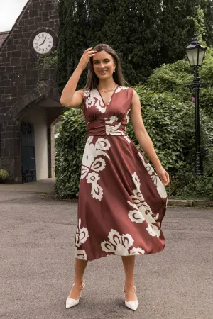 Sleeveless Alina Dress in Brown Print