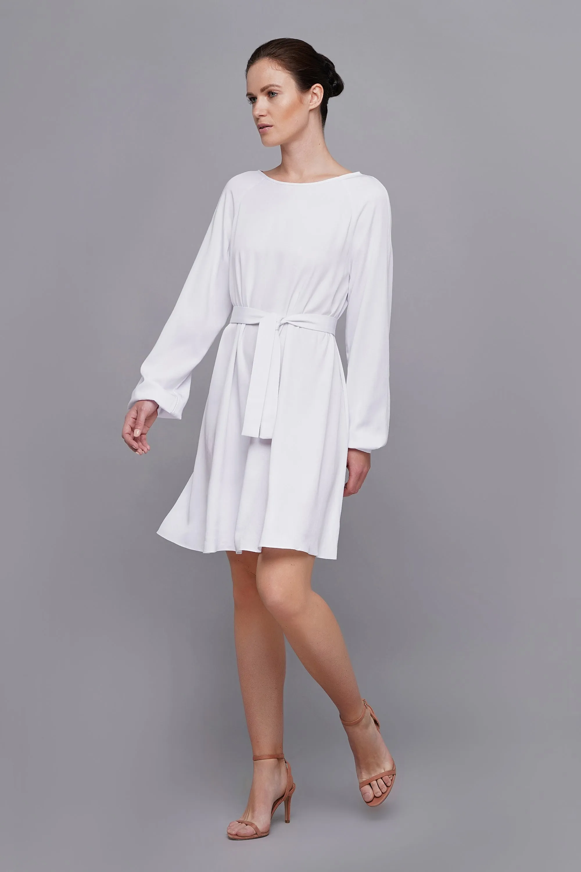 White long sleeve loose summer dress
